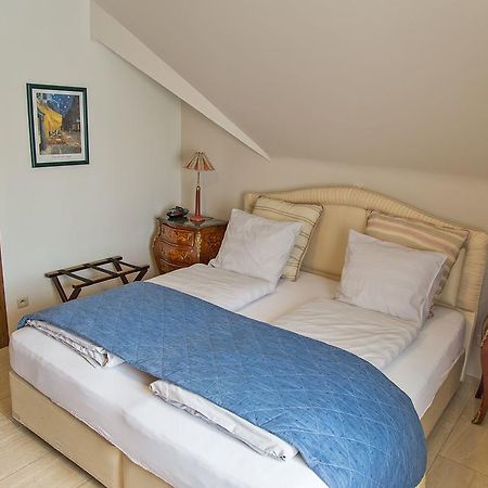 Hotel Wilgenhof Maaseik Kültér fotó